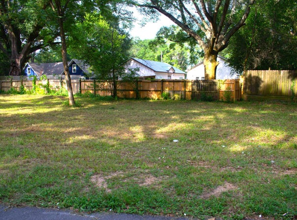 289 CROSS DR Drive, Crestview, FL 32536