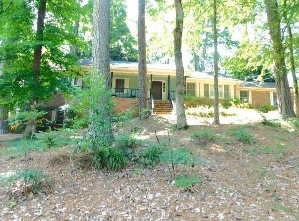 2817 Thornridge Drive, Atlanta, GA 30340