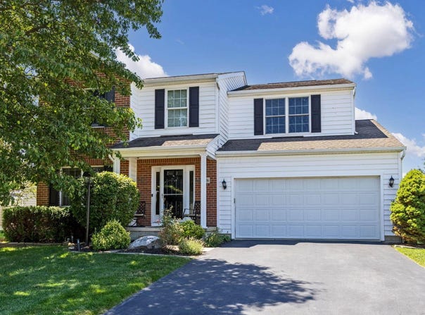 1626 Geranium Drive, Lewis Center, OH 43035