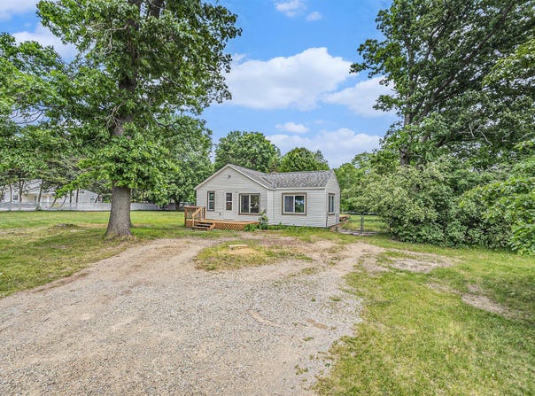 1694 S Mill Iron Road, Muskegon, MI 49442