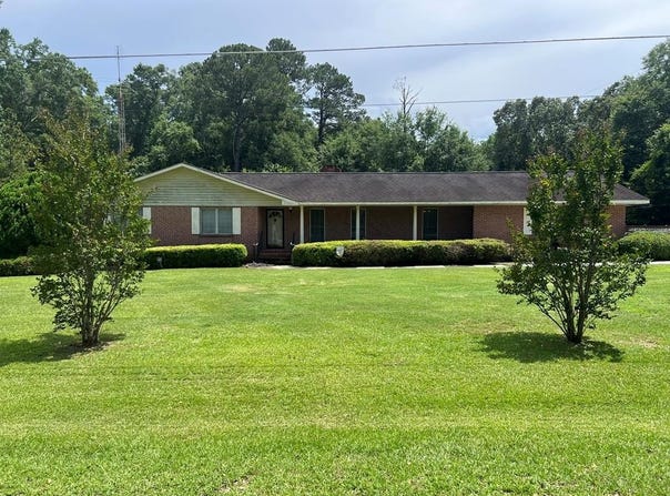 18 Overlook Drive, Eufaula, AL 36027