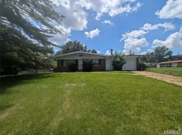 2780 Narraganset Drive, Florissant, MO 63033