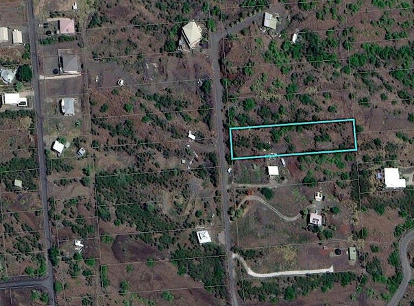 PIKAKE AVE, Captain Cook, HI 96704