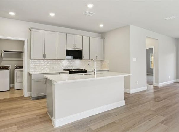 418 Ezra Lane, McKinney, TX 75069