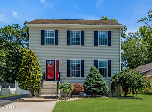 14 Evan Avenue, East Windsor, NJ 08520