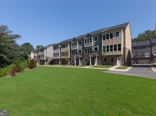 3810 Jack Vernon Circle, Powder Springs, GA 30127