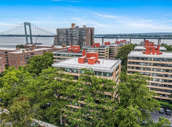 162-10 Powells Cove Boulevard, Beechhurst, NY 11357
