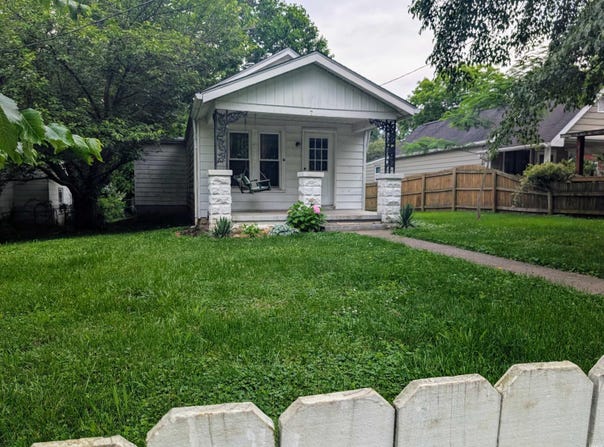 1921 Hurst Avenue, Evansville, IN 47720
