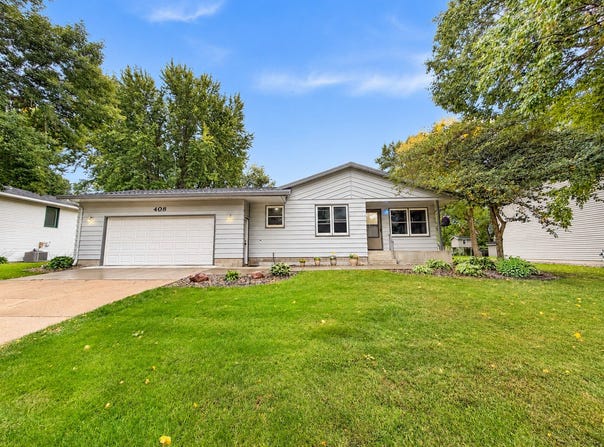 408 17th Avenue NE, Waseca, MN 56093