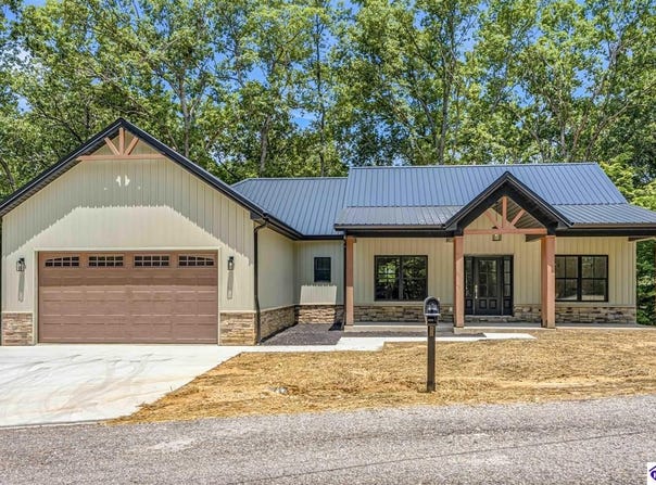 40 Columbine Court, Brandenburg, KY 40108