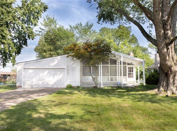 23968 Birch Lane, North Olmsted, OH 44070