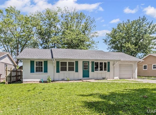 515 Mobile Street, Brighton, IL 62012