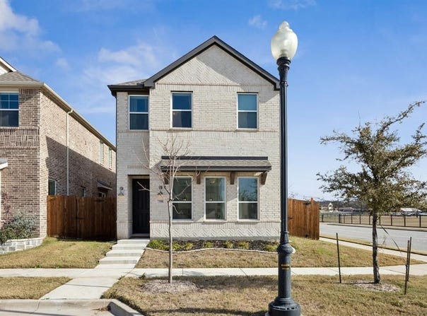 7500 Regal Lane, North Richland Hills, TX 76180
