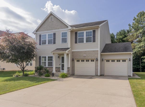 6107 Equestrian Woods Court, Kalamazoo, MI 49009