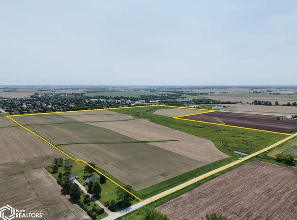 79th St. / US 151, Walford, IA 52351