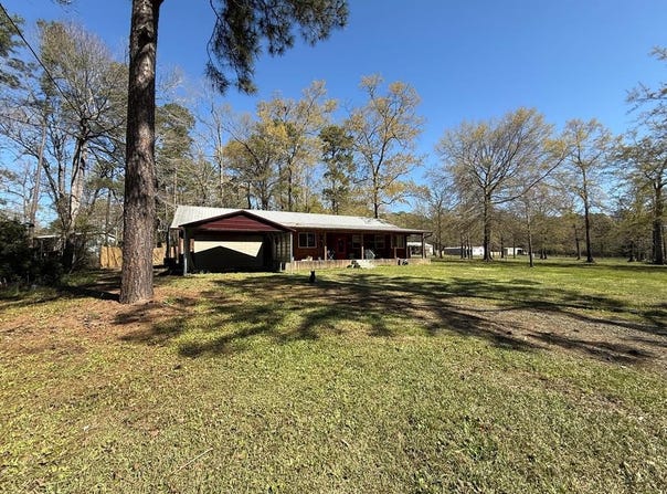 1755 Pleasure Bend Road, Hemphill, TX 75948
