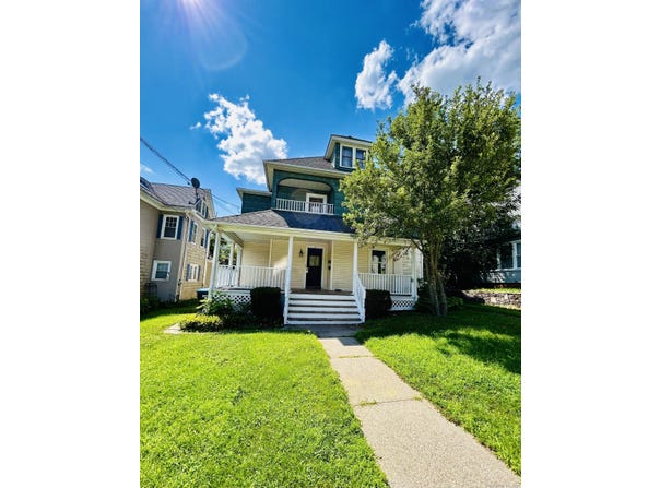 Putnam, CT 06260