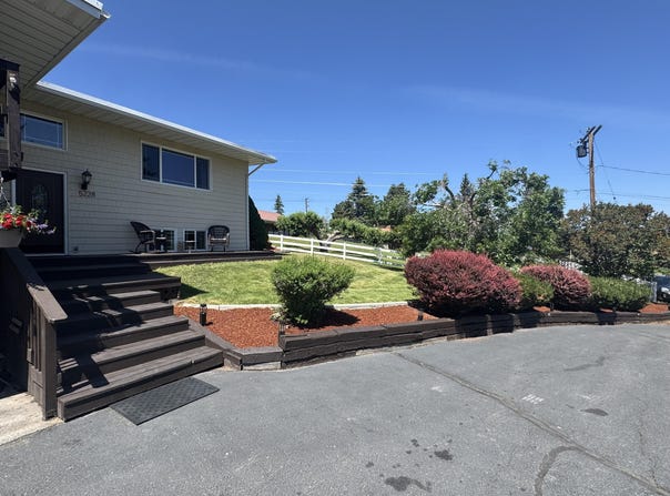 5228 S Etna Street, Klamath Falls, OR 97603
