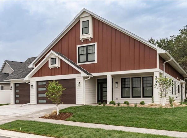 2377 Ponderosa Place SW, Rochester, MN 55902