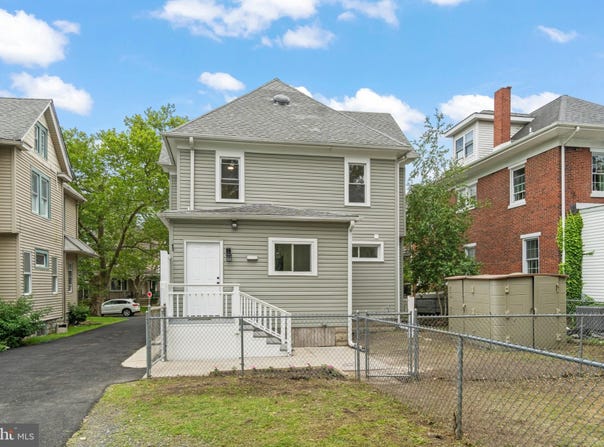 15 CRESTMONT TERRACE, COLLINGSWOOD, NJ 08108