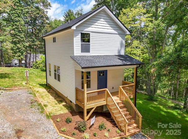 104 Forest Fern Lane, Alexander, NC 28701