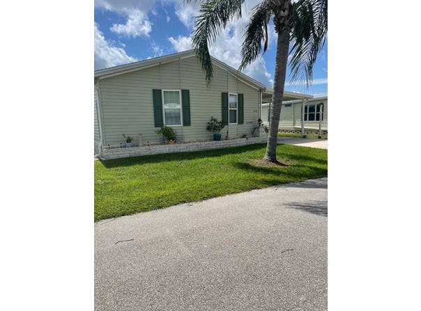 2692 NE HWY 70, Arcadia, FL 34266