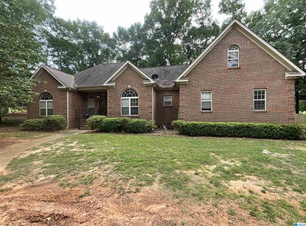 112 WOODLAND DRIVE, CHILDERSBURG, AL 35044
