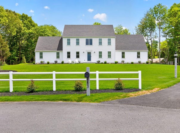 4 Gimme Circle, Sandwich, MA 02563