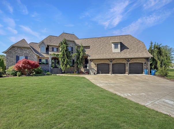 2000 Beau Drive, Carthage, MO 64836