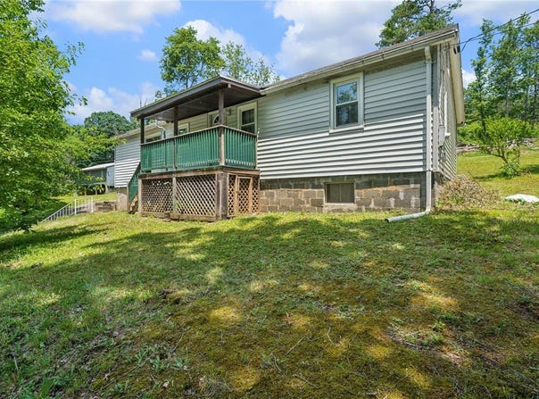 665 Stuchell Rd, Burrel/Blacklick, PA 15748