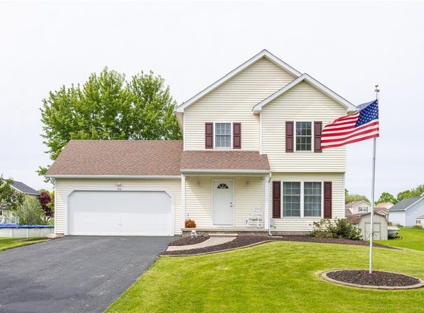 316 Chadlee Drive, Clarkson, NY 14420