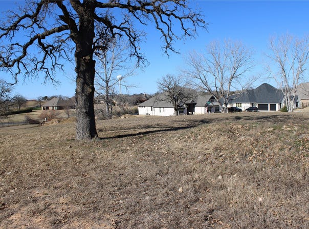 102 Heritage Drive, Boyd, TX 76023