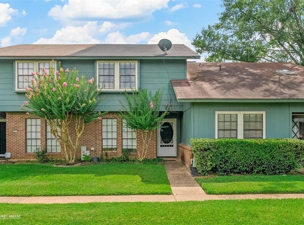 10111 Carlsbad Drive, Shreveport, LA 71115