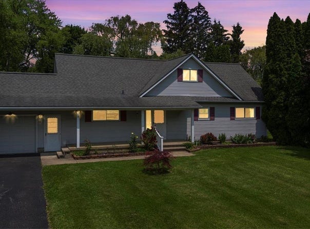 40 Colleen, Henrietta, NY 14534