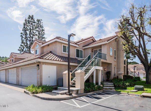 271 Fieldstone Way, Simi Valley, CA 93065