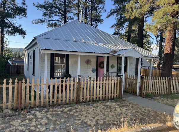 364 Third Avenue, Portola, CA 96122-0000