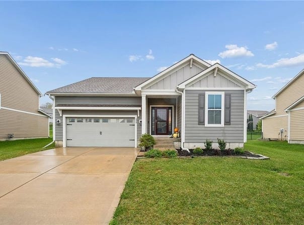 520 SW Haverford Road, Lee's Summit, MO 64081