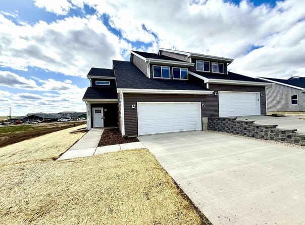 225 Liberty Park Drive, Oregon, WI 53575