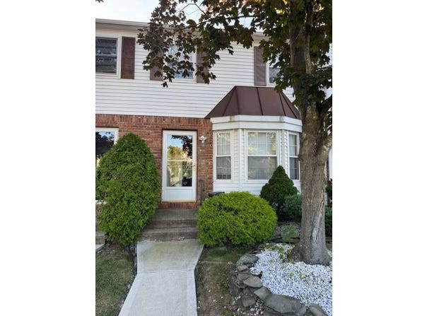 516 Golfview CT, Staten Island, NY 10314
