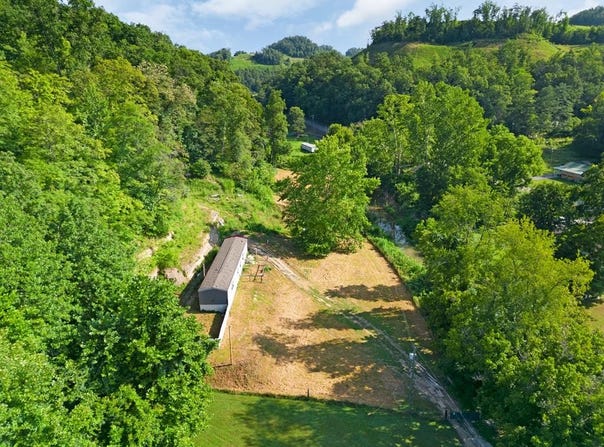 112 McKenzie Branch, Flat Gap, KY 41219