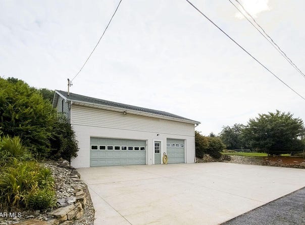 162 Walnut Street, Coupon, PA 16629