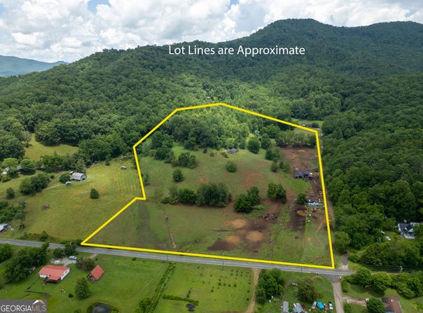 192 Dobson Mountain Road, Franklin, NC 28734