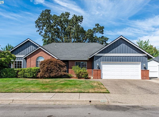 1644 Cambridge Oaks DR, Eugene, OR 97401