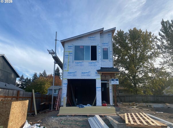 516 E 10th St, Newberg, OR 97132