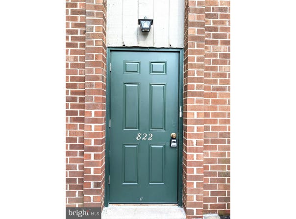 822 PUTNAM BOULEVARD, WALLINGFORD, PA 19086