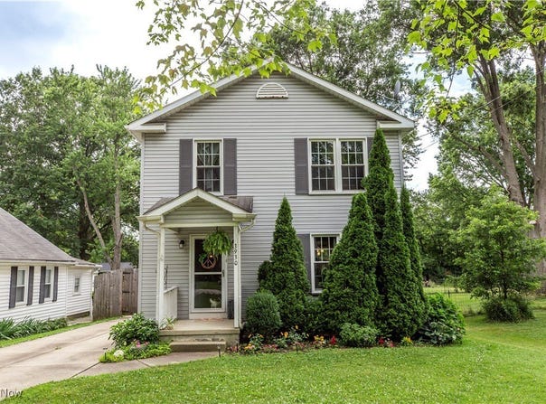 3930 Klein Avenue, Stow, OH 44224