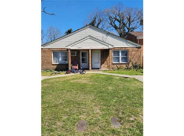 1215 Hoover Avenue, Chesapeake, VA 23324
