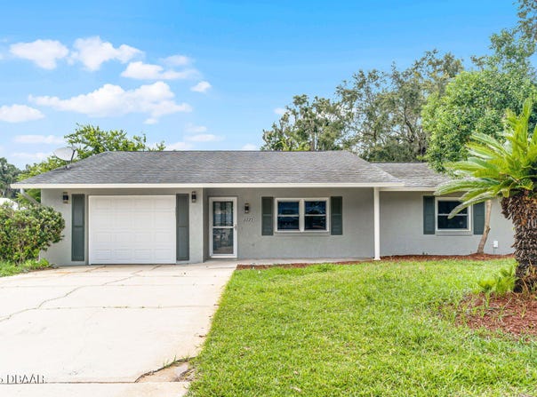 2225 Pine Tree Drive, Edgewater, FL 32141