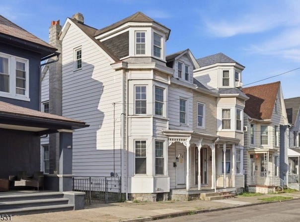 283 Mercer St, Phillipsburg Town, NJ 08865-3132
