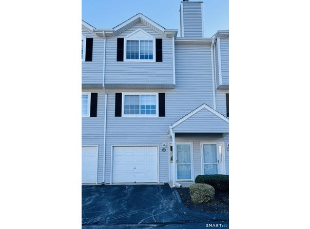310 Boston Post Road, Waterford, CT 06385